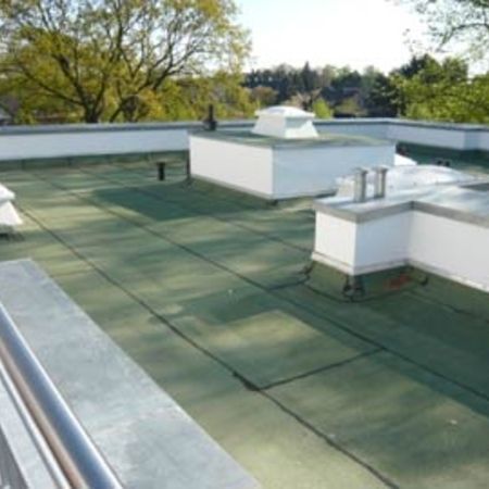 Flachdach, geneigtes Dach